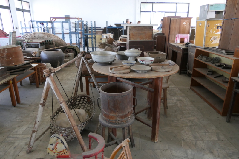湖內田尾社區蒐藏豐富的農村早期文物，未來將陳列在整修後的社區活動中心