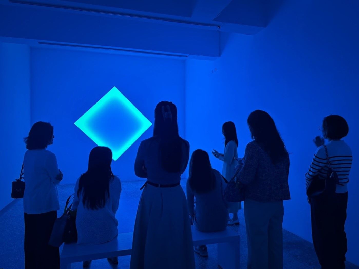 圖8-美術館1F空間常設展《詹姆斯．特瑞爾：科林斯運河》