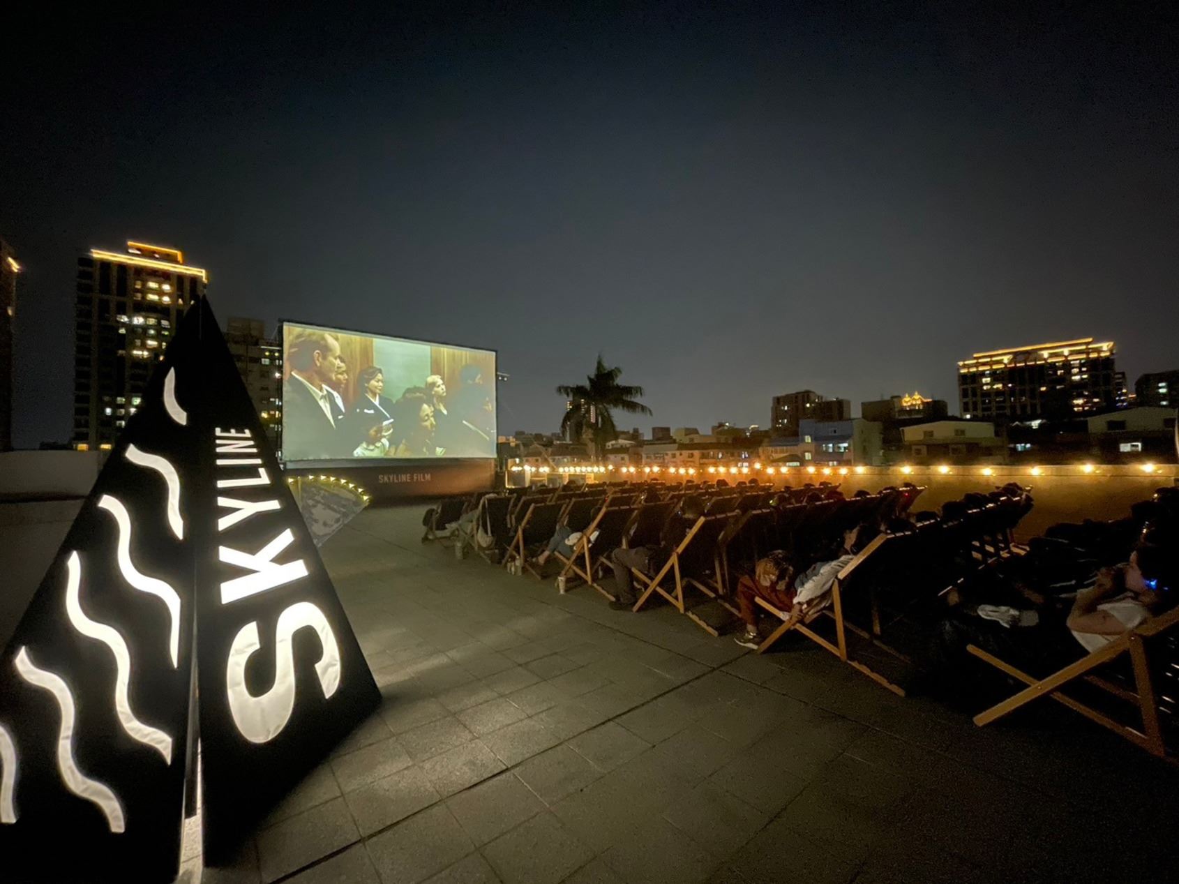 圖5-屋頂電影院