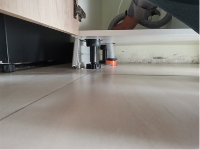 圖1. 流理台下方漏水處