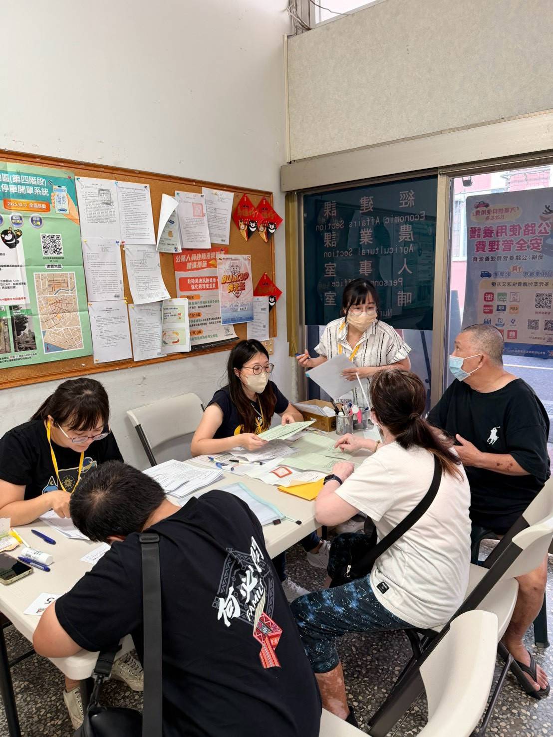 圖2.大寮區公所諮詢招租民眾_0