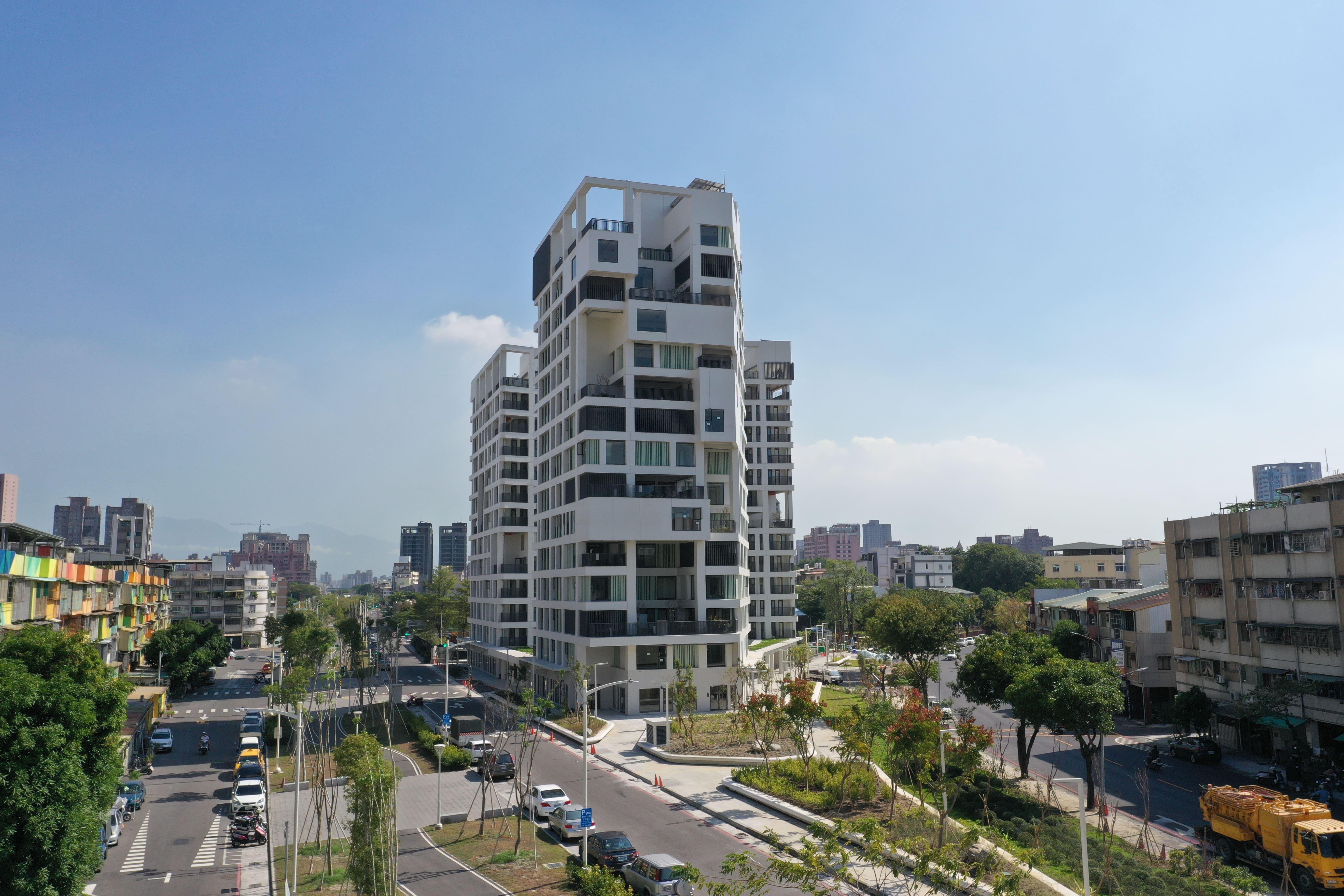 圖2：凱旋青樹社會住宅外觀2